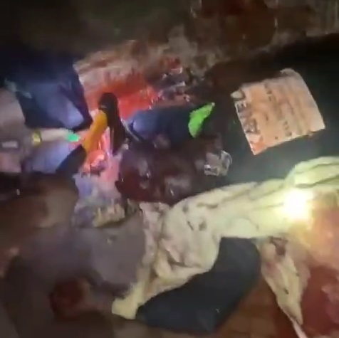 Rivals Chopped With A Hatchet In Brutal Nigerian Gang War Video