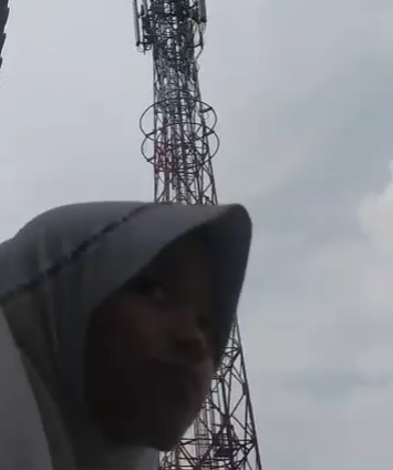 Dude Jumped From A 50 Meter High Tower