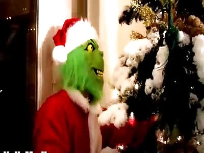 Grinch-The Cock Who Stole Clitmasâ€¦