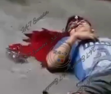 [Another angle] young  man executed by sicario 