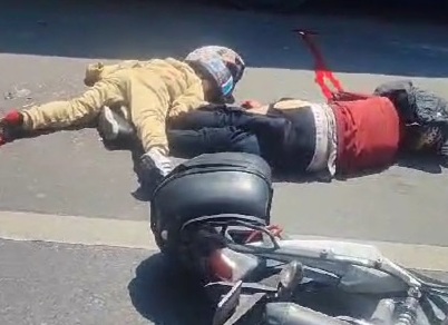 father and daughter on motorcycle crashed dead by speeding truck 