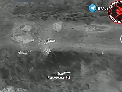 Russian drone vs running Ukraine soldiers 