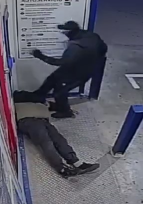 Cruelly Beaten in Robbery by Two Thieves