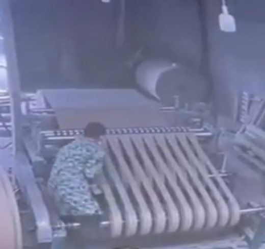 Shitty Day On The Job For Textile Factory Worker