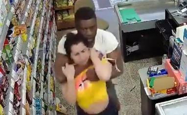 AFRICAN MIGRANT strangles and robs cashier in supermarket 