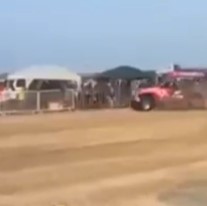 (Action & Aftermath) Truck Loses Control During Race.