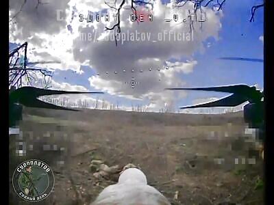 Wild footage! Russian drone kills Ukrainian 