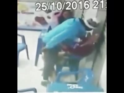 Girl Brutally Beaten by Slaps, Punches and Knees by Her Ex Husband Inside a Bar