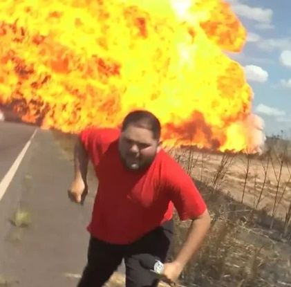 Three Firefighters And Three Journalists Were Injured In The Explosion Of A Tanker Truck