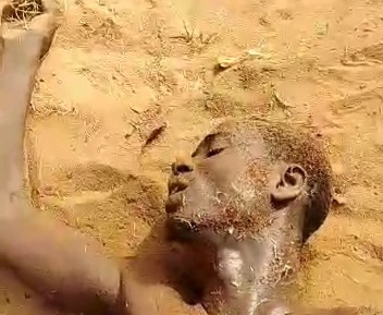 NIGERIAN MAN KILL HIS OWN SON DUE TO HARD DRUGS HE TOOK