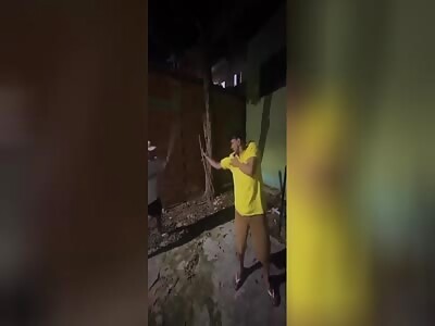 thief punished in the favela with beatings