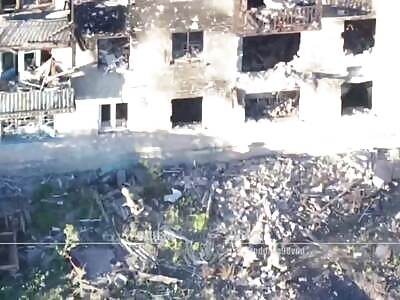 300 dragged four more suckers with him to Bandera