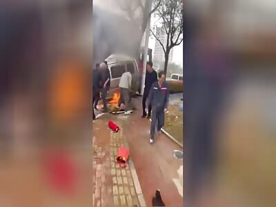 Chinese man burns alive in crashed vehicle CHINA When the crashed van 