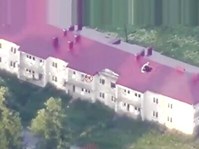 Ukrainian aviation demolishes Russian positions in Kursk.