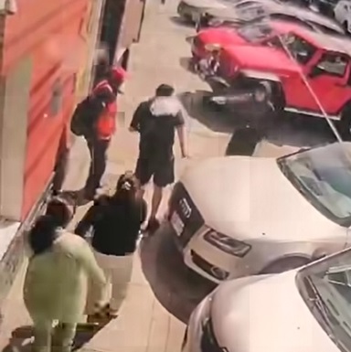 Peruvian Sicario Murders Young Man in Front of Gym