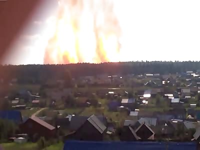 GIANT FIRE AFTER GAS PIPELINE EXPLOSION IN RUSSIA | 08/08/2016
