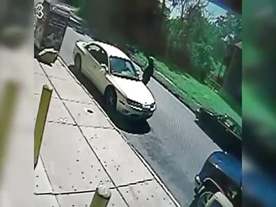 Never fiddle around with your car keys on the street