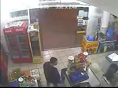 Thief Caught In The Act, Beat By Crowded