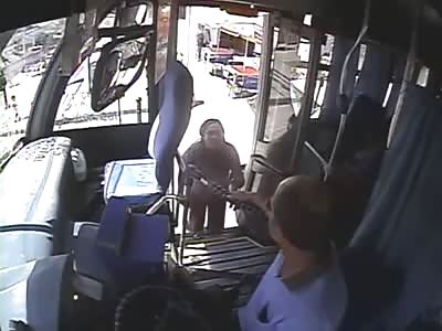 Man Beats Up Bus Driver Then Steals Ignition Key