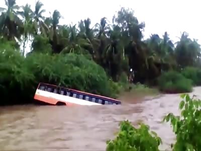 Quick-thinking Indian villagers save day after bus falls into river