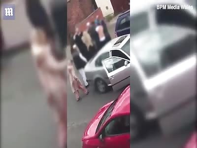 Road Rage! Argument between two men erupts into full-on fist fight