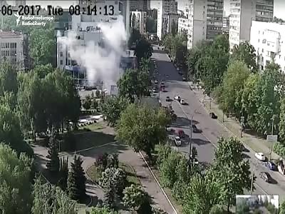 Ukraine: 1 killed, 2 injured following car bomb explosion in Kiev