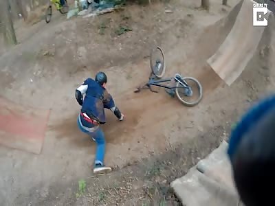 Hilarious BMX Rider Fails Jump