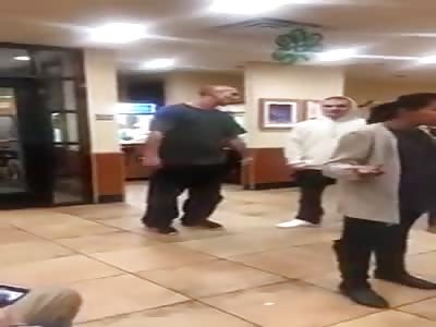 Couple Gets Kicked Out Of Dennys For Starting Fight 