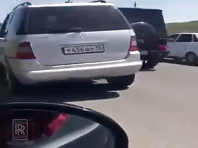 2 Cars Crashing eachother, G-Wagon Vs. ML Suv