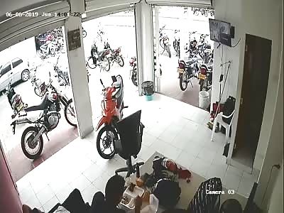 armed robbery in cali Colombia