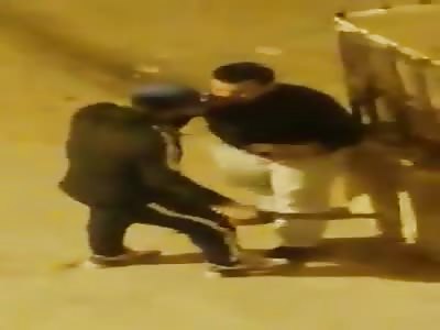 Moroccan thief robbed man using a big machete 