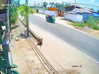 Road accident captured by cctv in siri Lanka 