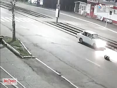 Russian man commit suicide by jumping in front of car