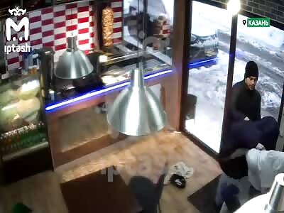 Unsatisfying client beat and stabbed the restaurant employee 