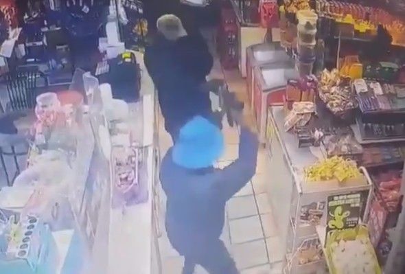 Thieves Shoot Security Guard At Close Range Killing Him On Spot