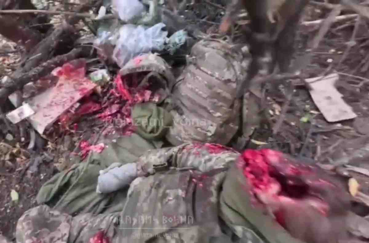 GoPro: Executing a Wounded Ukrainian + Headshots. 