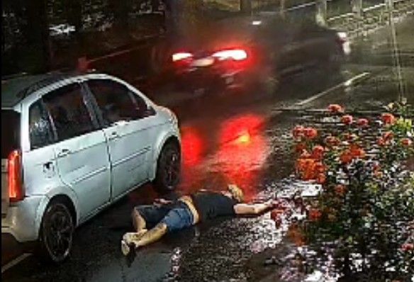  ONE DEAD IN SHOOTING BETWEEN FRIENDS