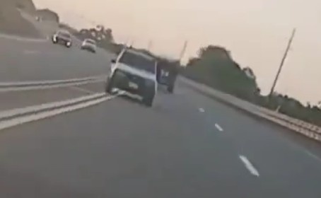 Moment Of Deadly Head On Crash In Ecuador