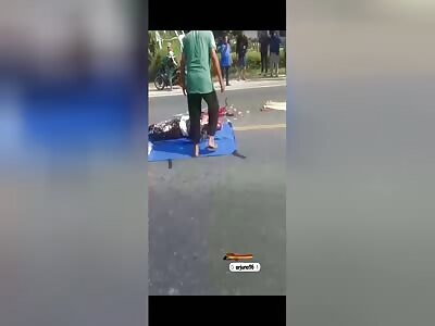 MOTORCLIST LOST HIS HEAD IN AN ACCIDENT 