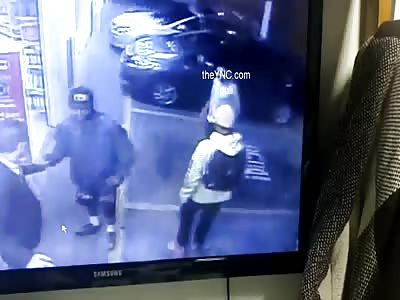 CCTV MURDER: security cameras capture exact moment that thief receives shot