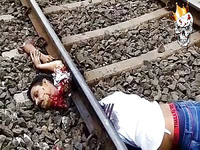 THE MAN DECIDES, TO REMOVE THE LIFE IN THE RAILS OF THE TRAIN