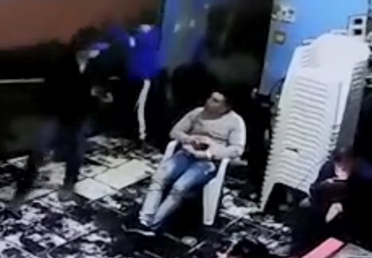 Customer Fatally Shot By Robber At Barbershop