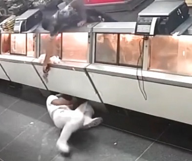 Brazilian Butcher Ruthlessly Killed At Work