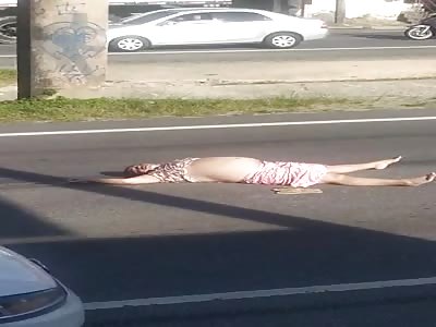 Woman throws herself off the Pernambuco catwalk