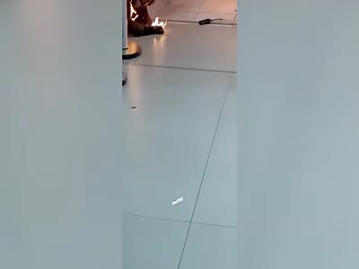 MAN SETS HIMSELF ONFIRE IN MALL