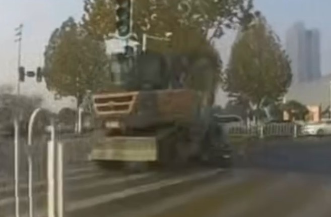 Motorcyclist Gets Killed By An Excavator