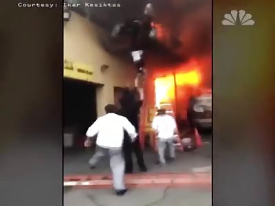 SHOCKING !!Girls Leap From Dance Studio Balcony To Escape a Fire in New Jersey 