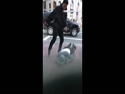 Guy Gets Beaten Unconscious And Robbed 