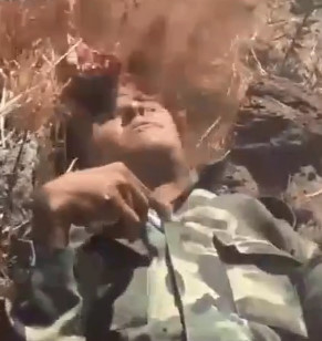 Classic Brain Splattering Execution Of Wounded Regime Soldier