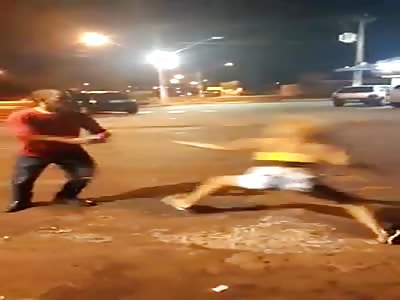 K.O INSTANT KARMA : man attacks a woman and receives justice